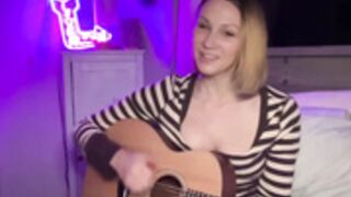 kaileeshy sings Lua by Bright Eyes 01.16.25