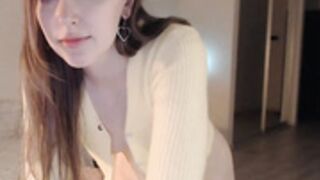 Uwuxo 02