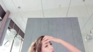 TiffanyHouston Nice Dildo Ride