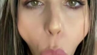 jessybrown - ew sucking cocks is disgusting