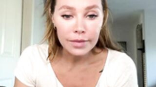Nicole Aniston live 5