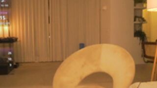 n_o_v_a 2025-10-15_22-49-29-002