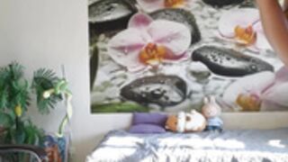 jennycutey 2025-10-16_06-52-41-002