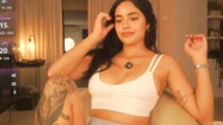 n_o_v_a 2025-10-14_21-41-42-001