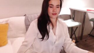 in_yan 2025-10-12_22-20-47-002