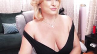 carrielovex 2025-06-11_08-34-13-001