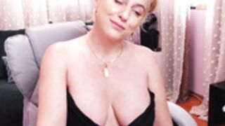 carrielovex 2025-05-09_07-05-30-002