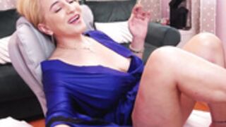 carrielovex 2025-04-18_08-04-26-001