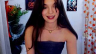 Divineamour towel dance
