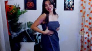 Divineamour towel dance