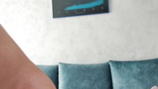 addahot991 2025-10-21_13-49-17