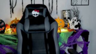 kellytesh 2025-10-20_20-41-22-003