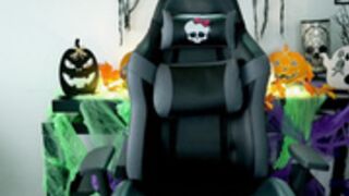 kellytesh 2025-10-22_19-46-20-003