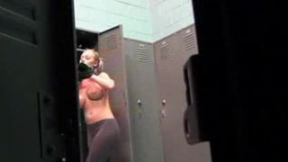 Spying a girl on fitness