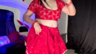 tigress_kashish vodka shots and bhojpuri dance