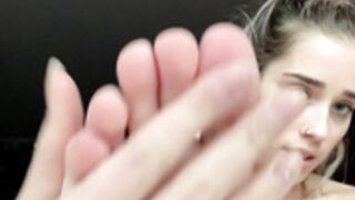 Livinia Roberts Morning Body Lotioning