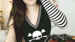 kellytesh 2025-10-24_19-20-48-001