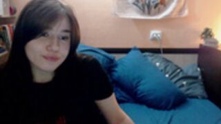 girl_u_never_met_2025-10-25_19-07-38_372