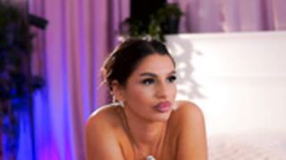 kiss_jess_2025-10-26_02-44-31_498