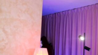 kiss_jess_2025-10-27_00-57-04_678