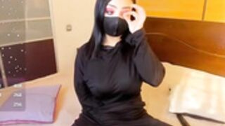 Habibi_Moon_2025-10-28 03-46-14 679