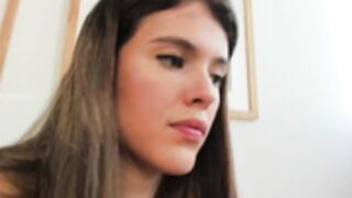 rebeccastonee_2025-10-28_21-01-09_884