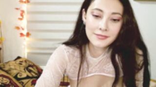 kellytesh_2025-10-27_19-12-44_404