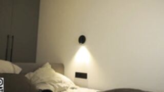 Enjoy cam model Lora's 10/21 show