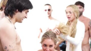 Bonnie Blue Gets Roughly Penetrated In Gangbang