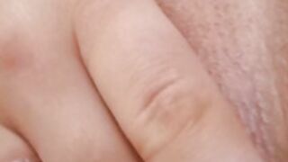 Mary_Rosse up close wet pussy play