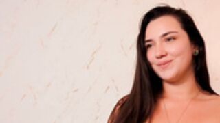 ava__blue_2025-10-31_01-57-28_269