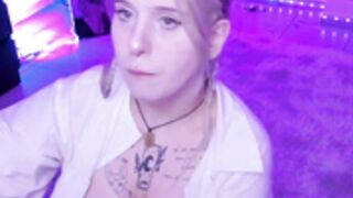 ingannamorte oily boobs and ass 2025-11-02