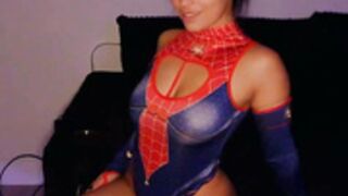 lilbeccaxo_2025-10-31_23-30-45_851