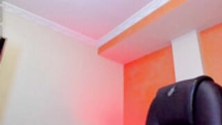 missmilan1 2025-05-05_19-23-20