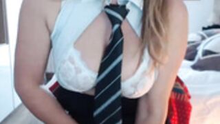 lulu7870 2025-04-14_12-12-17