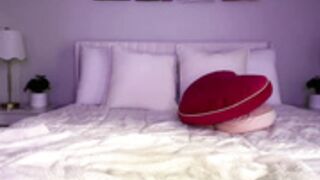 ellebby7 2025-10-30_05-47-03