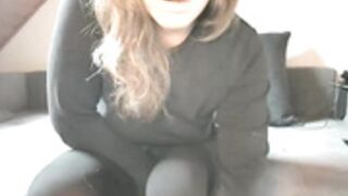 just_stunning 2025-10-28_10-56-42