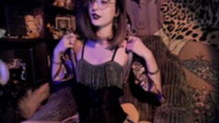 lady_luna Relax vaping