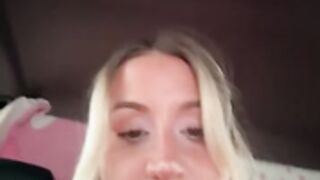 SC-Jasminesummer # 27 baise le levier du voiture