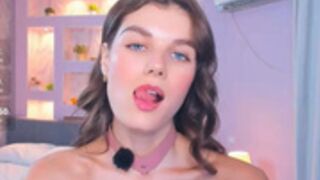 Candy_flo - 2025-10-17 beauty handbra