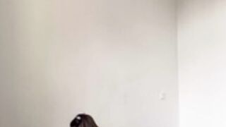 Gloria Sol Yoga Session