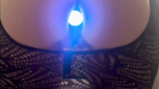 Moni Princess - exhib butt plug flash