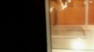 espiando ala becina del 602