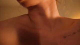 CB-Tollysage # 3 baise un Gode en missionnaire