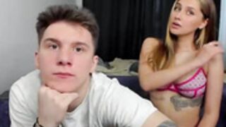 CB-playwithmil # 13 elle se fait prendre en levrette ????