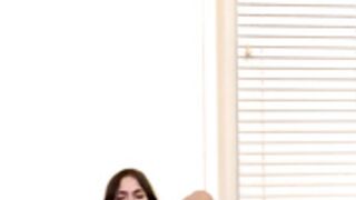 Kinsley Wyatt Oiled Dildo Fuck ticket