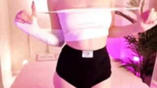 Daniela_Saules SCAMMER IN TICKER SHOW