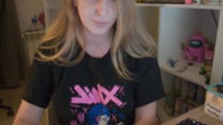 pinkladyx2_2025-11-04_18-35-51_678