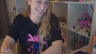 pinkladyx2_2025-11-04_18-35-51_678