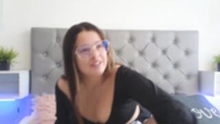 Brazilian girl fingering